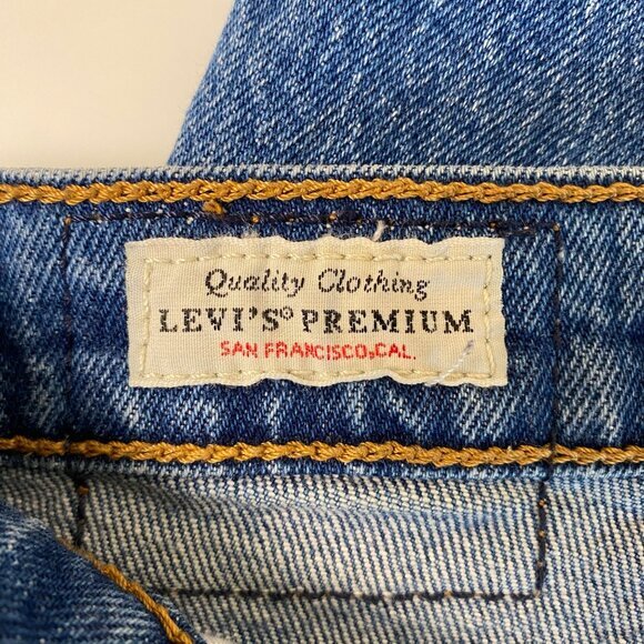 Levi's Jeans Wedgie Straight Women's Dark Wash 26 Button Fly‎ Raw Hem - Picture 4 of 14